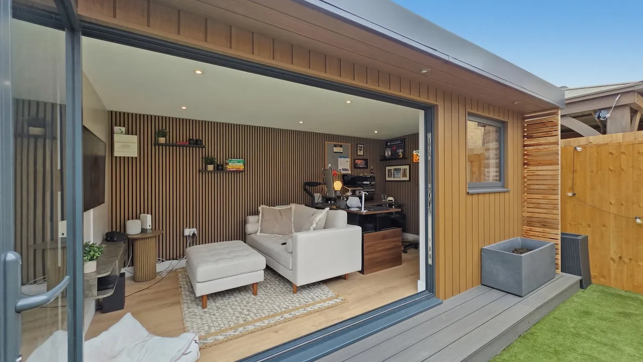 Moorgate Drive, Astley M29 7UA, photo 6