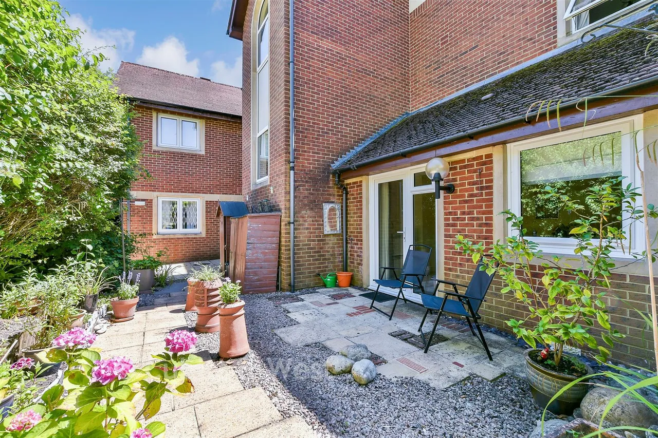 Alma Road, Reigate, RH2, photo 6