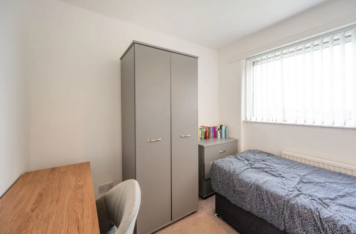 Pennington Avenue, Ormskirk, L39, photo 16