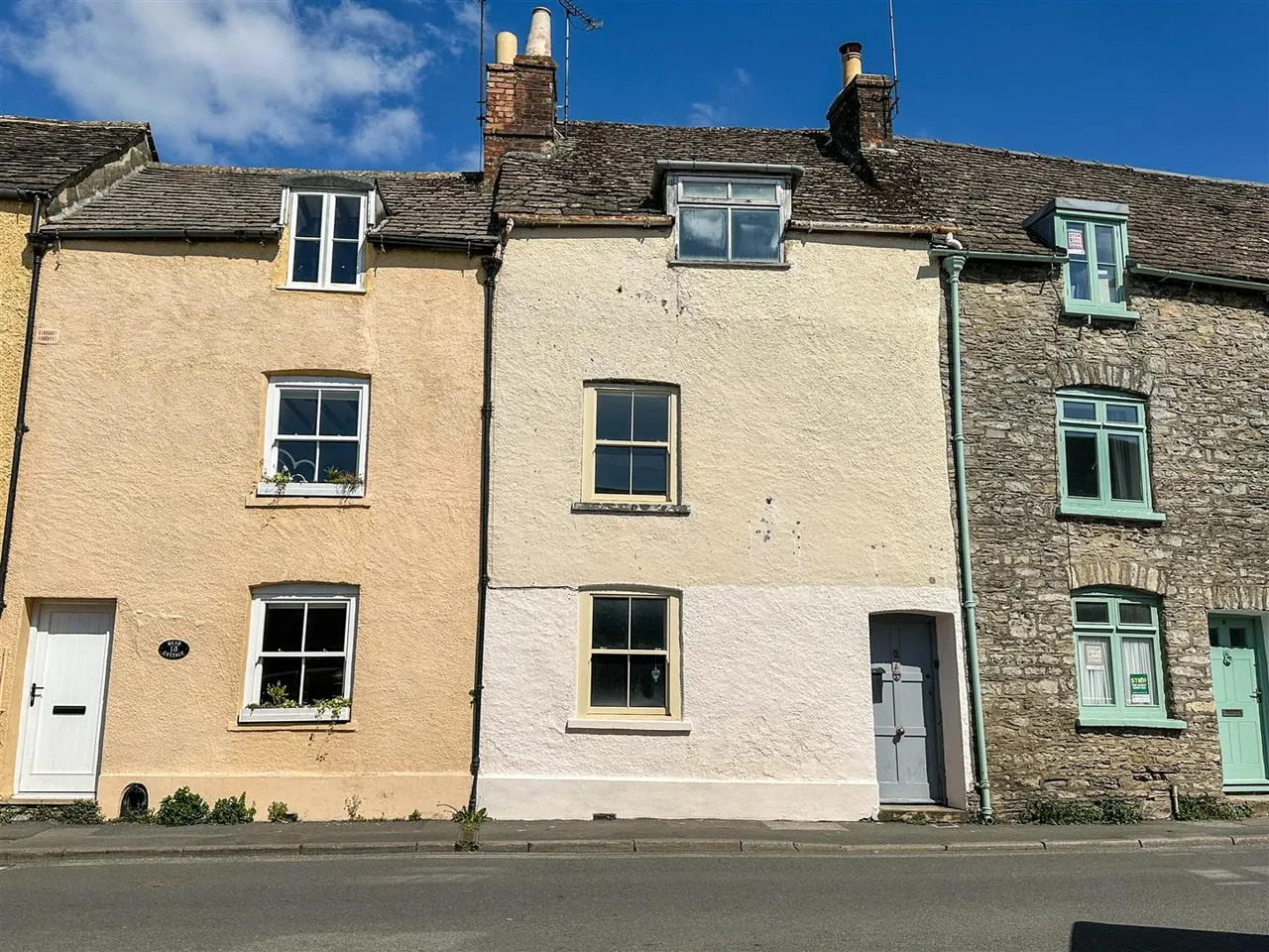 3 bed house for sale, Bristol Street, Malmesbury, SN16