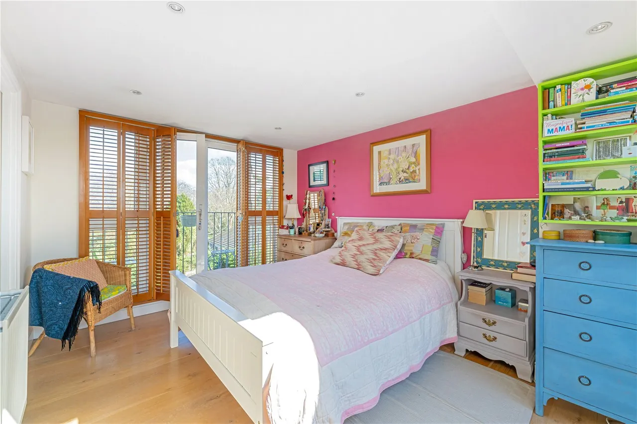 Percy Road, Hampton, TW12 2JW, photo 9