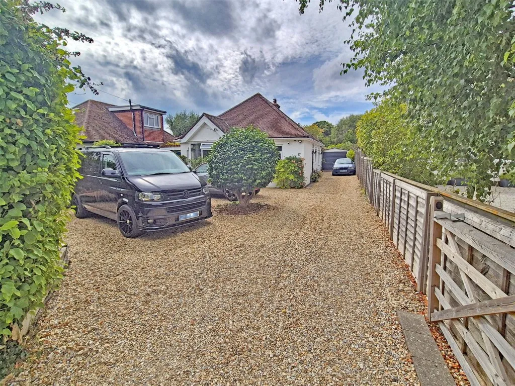 3 bed house for sale, New Milton, Hampshire