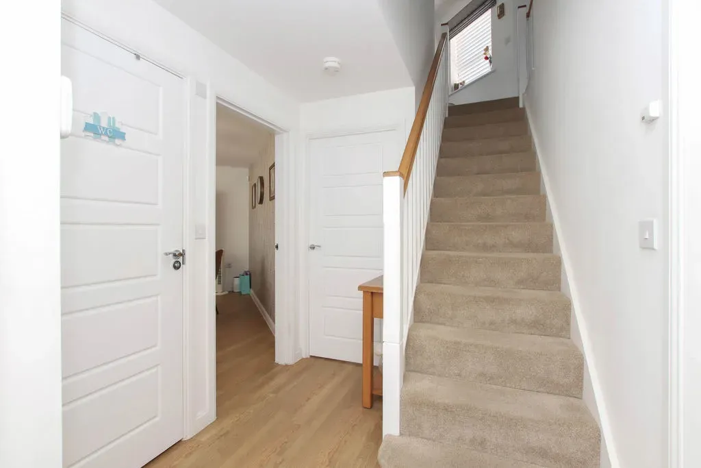 Burgundy Drive, Hemel Hempstead, Hertfordshire, HP2 7DB, photo 14