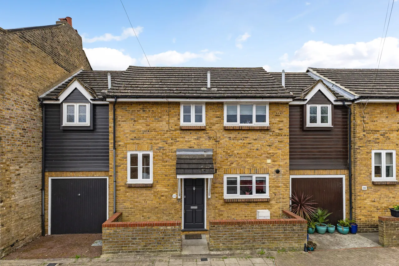 3 bed house for sale — Hearne Road, London, W4