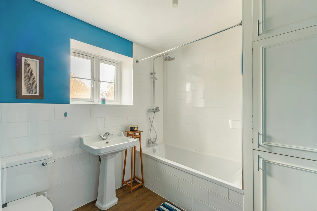 Hearne Road, London, W4, photo 12
