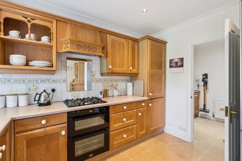 Chapman Lane, Flackwell Heath HP10 9AZ, photo 6