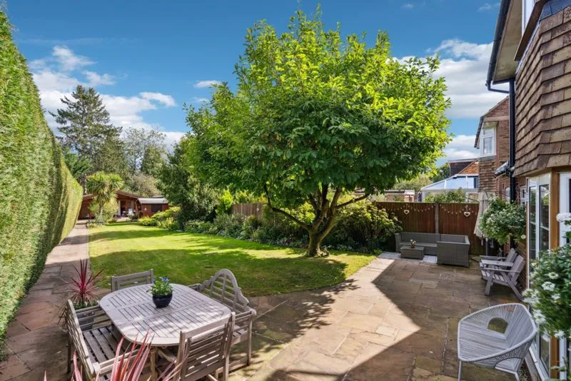 Chapman Lane, Flackwell Heath HP10 9AZ, photo 3