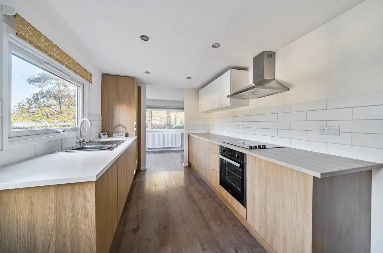 The Plateau, Warfield Park, Bracknell, Berkshire, RG42 3RH, photo 4