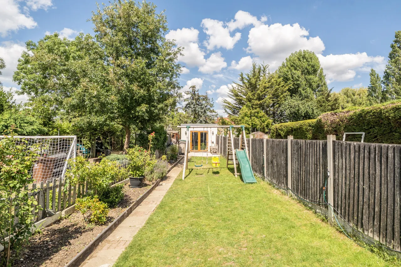 Carlyon Avenue, Harrow, HA2, photo 16
