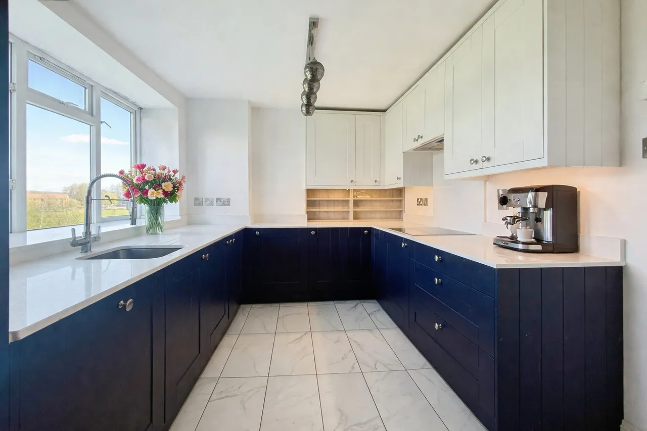 2 bed flat for sale, Humberstan Walk, Bristol, BS11