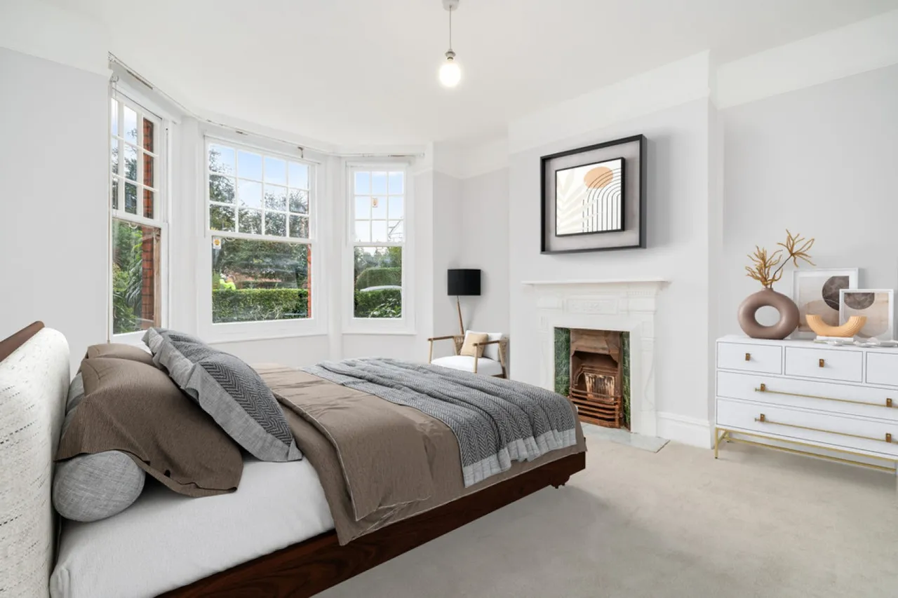 Sutton Court, Fauconberg Road, photo 3