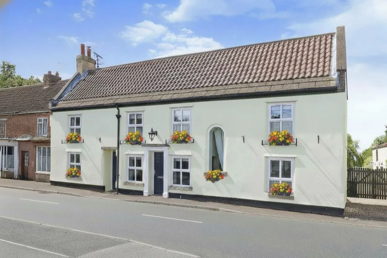 5 bed house for sale, Main Street, West Stockwith, DN10