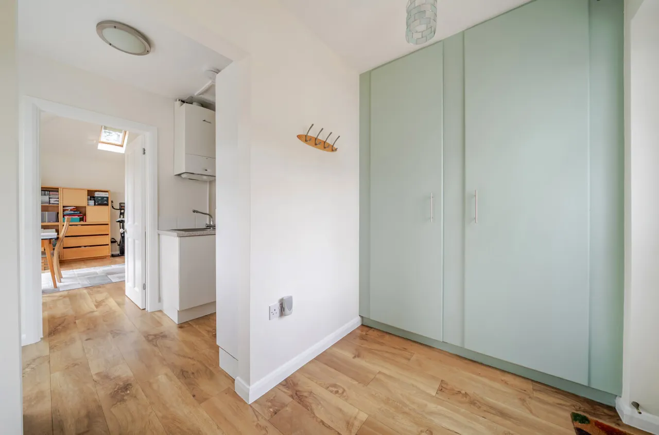 Yew Tree Road, Witley, GU8, photo 16