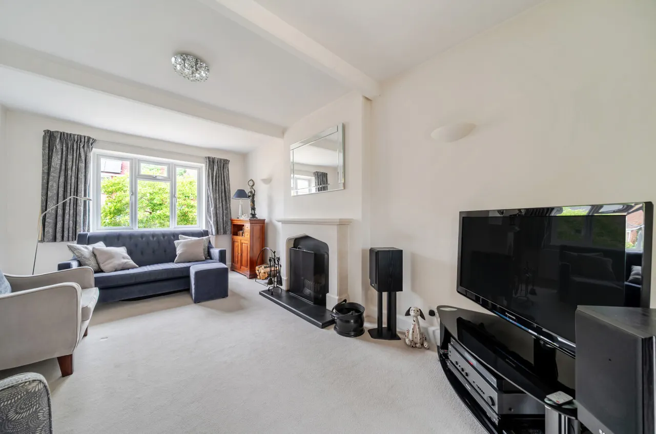 Yew Tree Road, Witley, GU8, photo 3