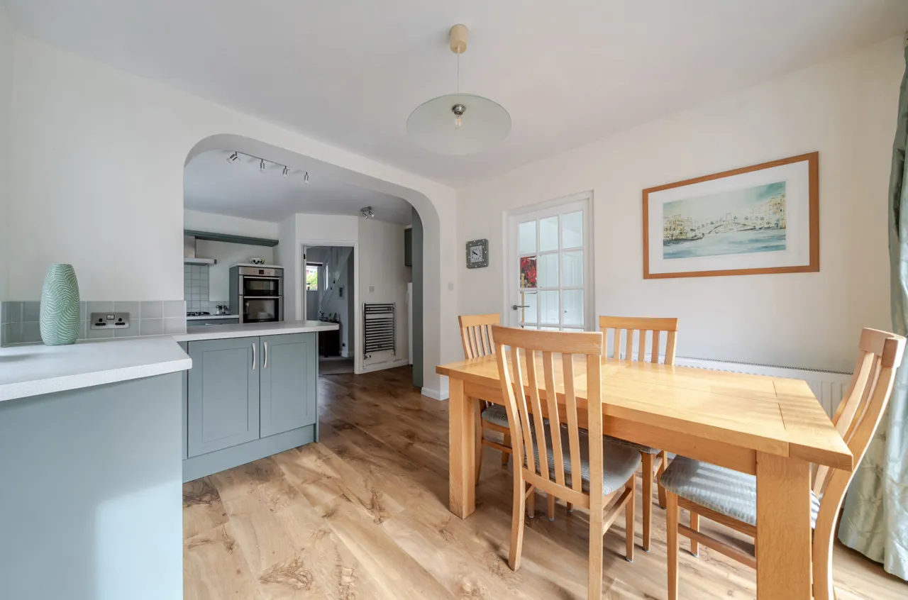 Yew Tree Road, Witley, GU8, photo 11