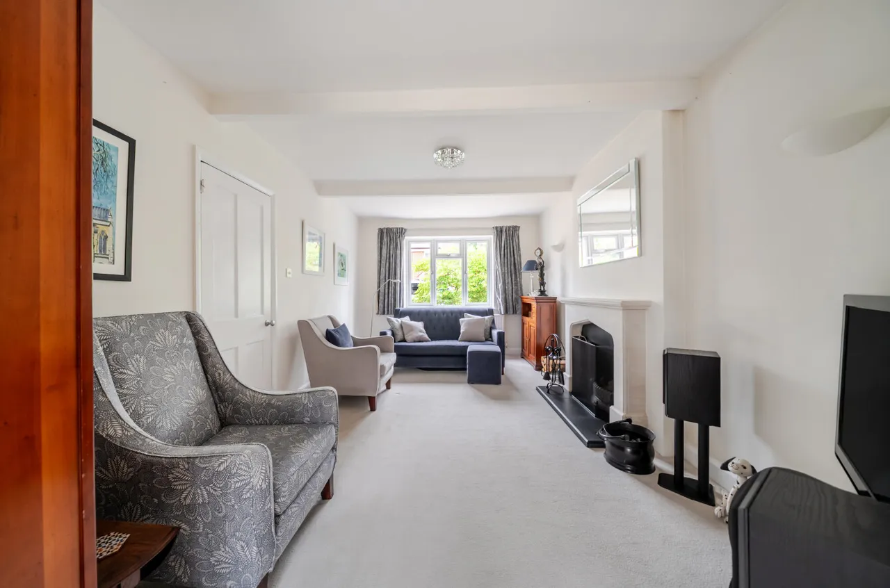 Yew Tree Road, Witley, GU8, photo 6
