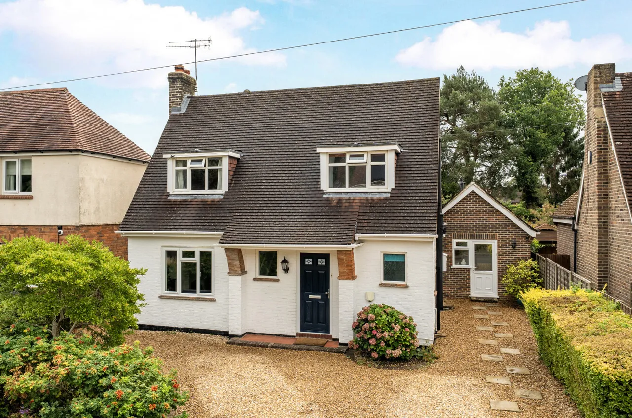 3 bed house for sale, Yew Tree Road, Witley, GU8