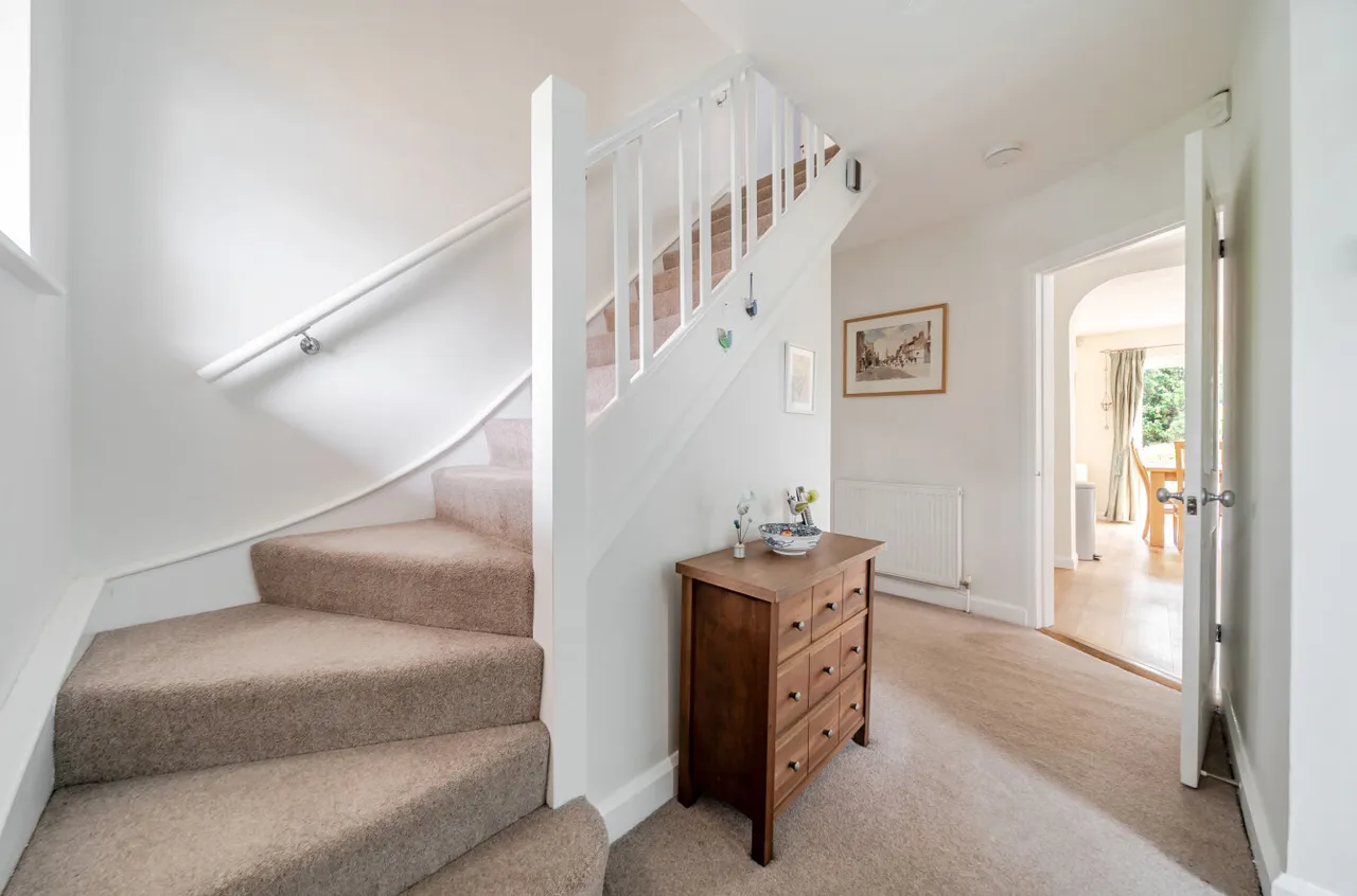 Yew Tree Road, Witley, GU8, photo 5