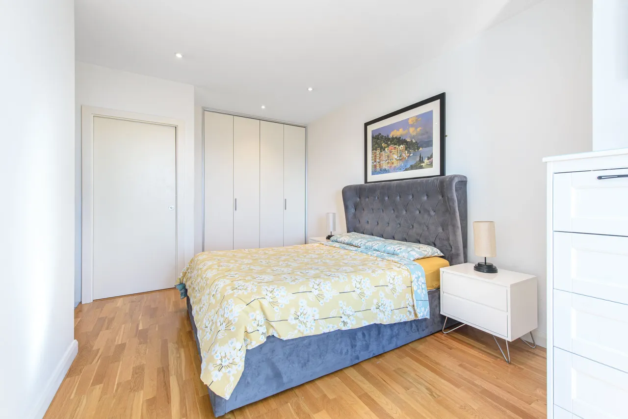 314 Alfred Court, 53 Fortune Green Road, London, photo 5