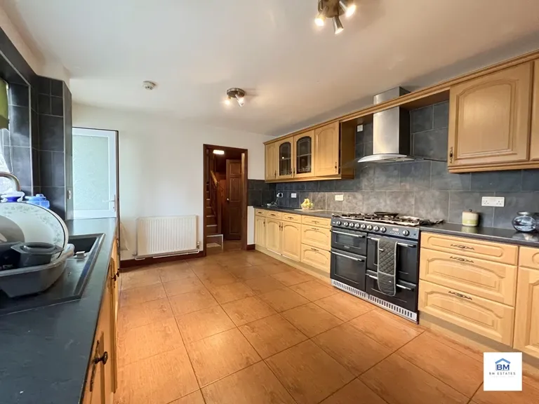Coombe Rise, Oadby, LE2 5TU, photo 5