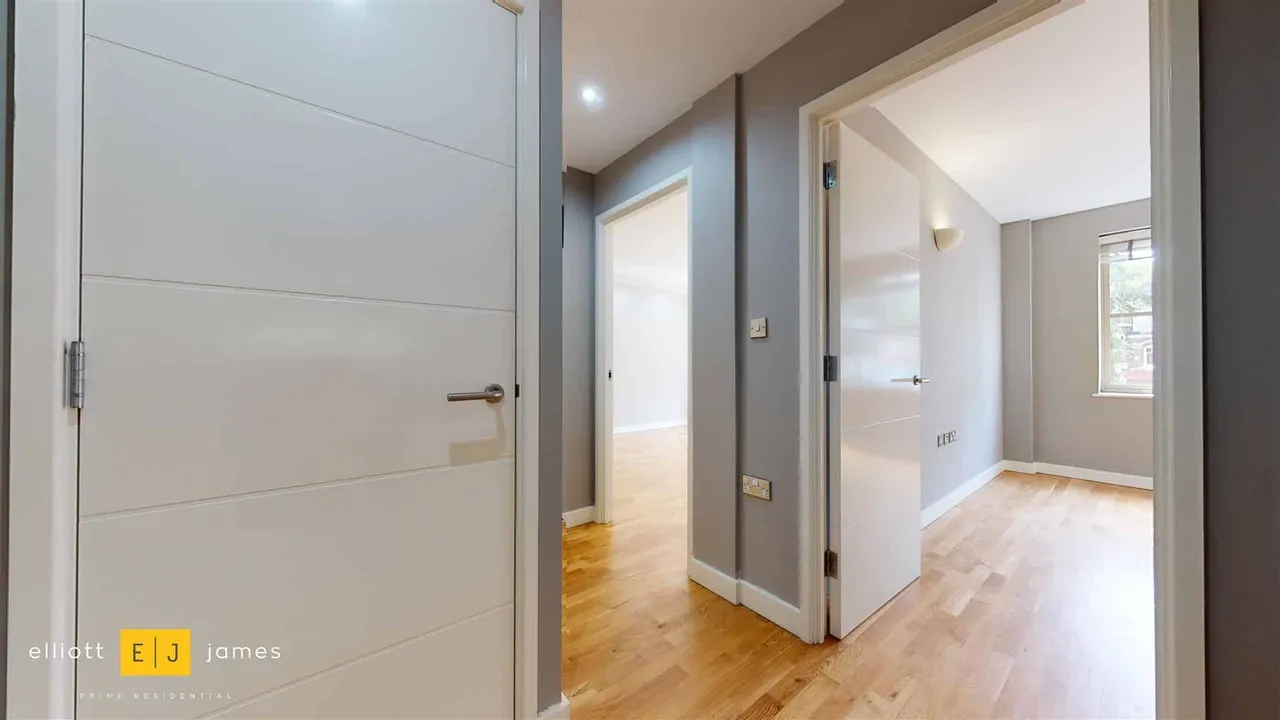 Charteris Road, Woodford Green, photo 2