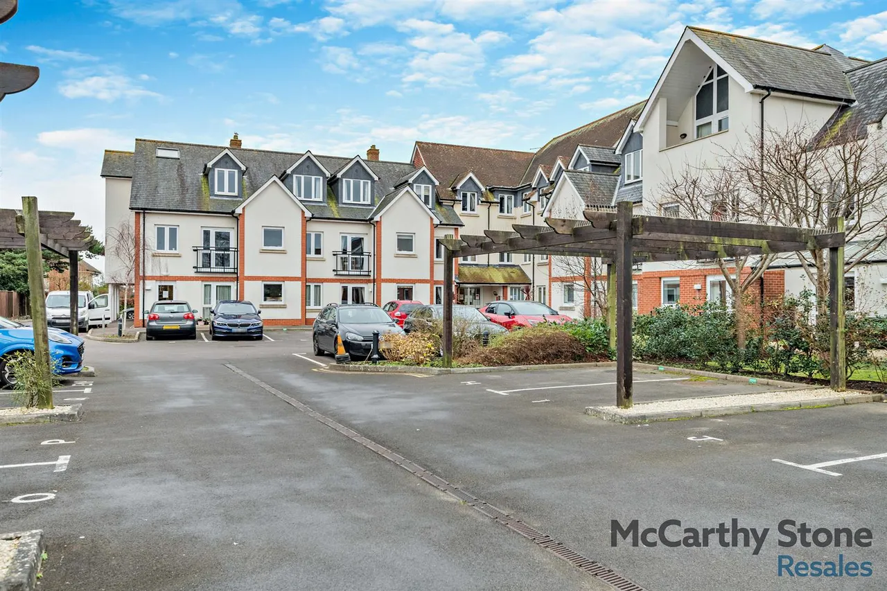 Avenue Road, Lymington, SO41, photo 20