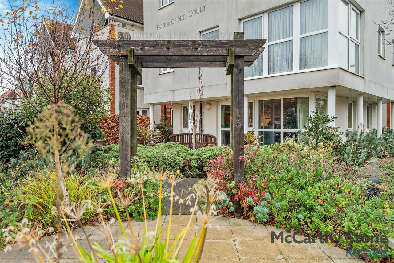 Avenue Road, Lymington, SO41, photo 11