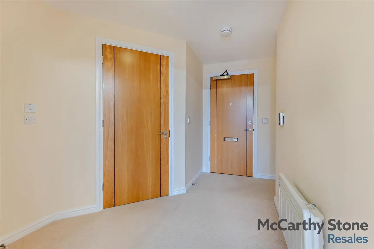 Avenue Road, Lymington, SO41, photo 24
