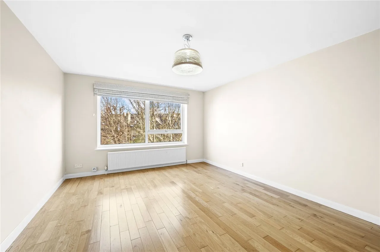 1 bed property to rent, Upper Richmond Road, London