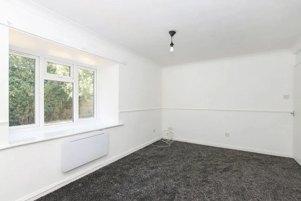 Hales Park Close, Hemel Hempstead, Hertfordshire, HP2 4TJ, photo 3