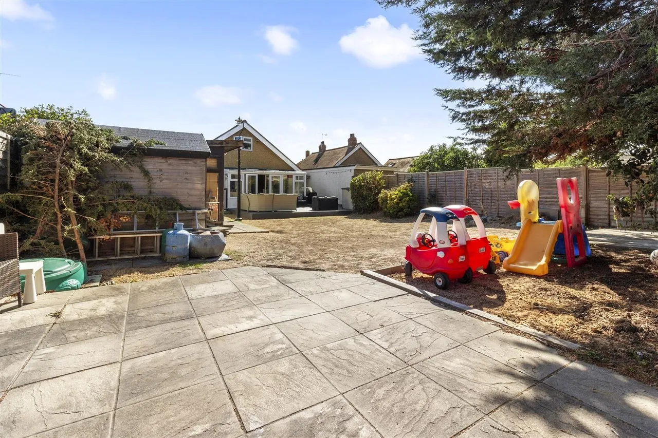 Mardale Road, Salvington, Worthing, photo 24