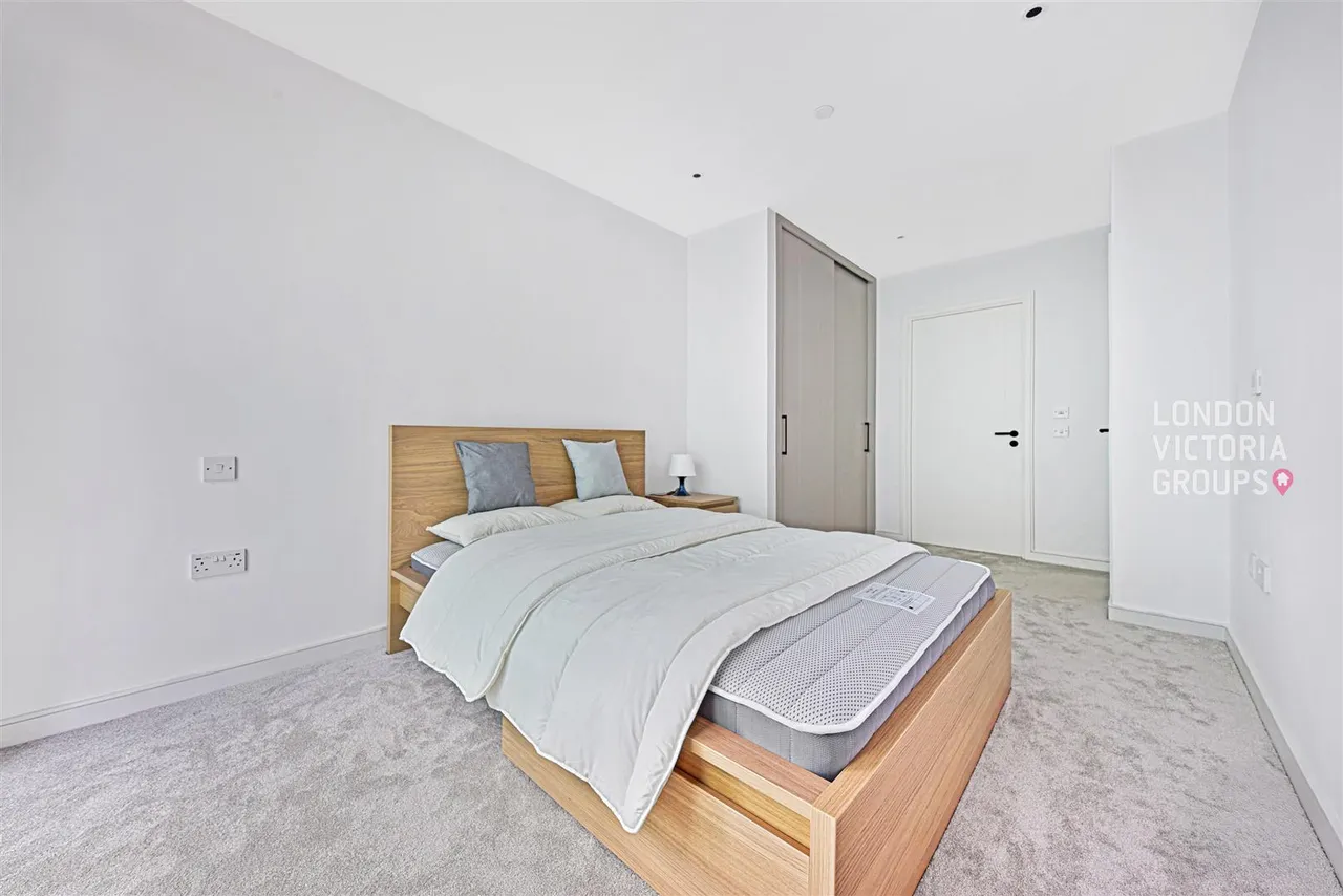 Cedrus Avenue, Southall, photo 7