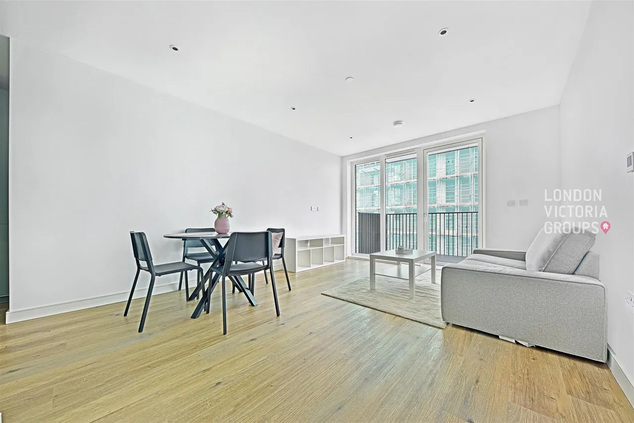 Cedrus Avenue, Southall, photo 4