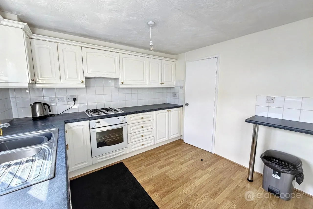 Mill Farm Park, Bulkington, CV12, photo 7