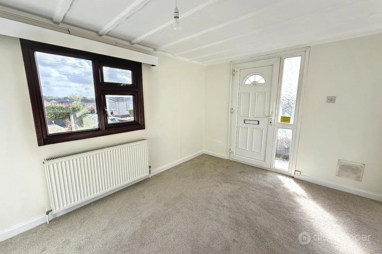 Mill Farm Park, Bulkington, CV12, photo 5