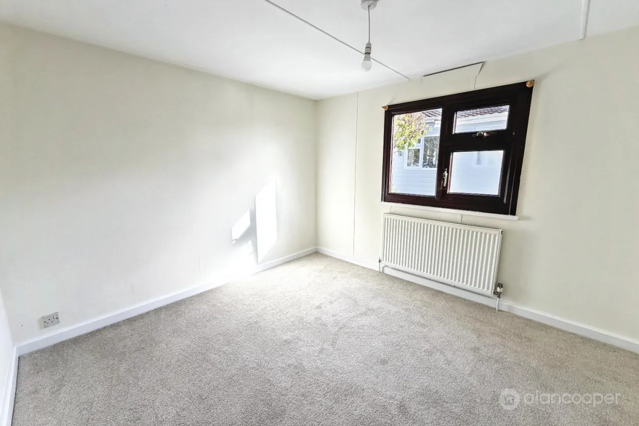 Mill Farm Park, Bulkington, CV12, photo 9