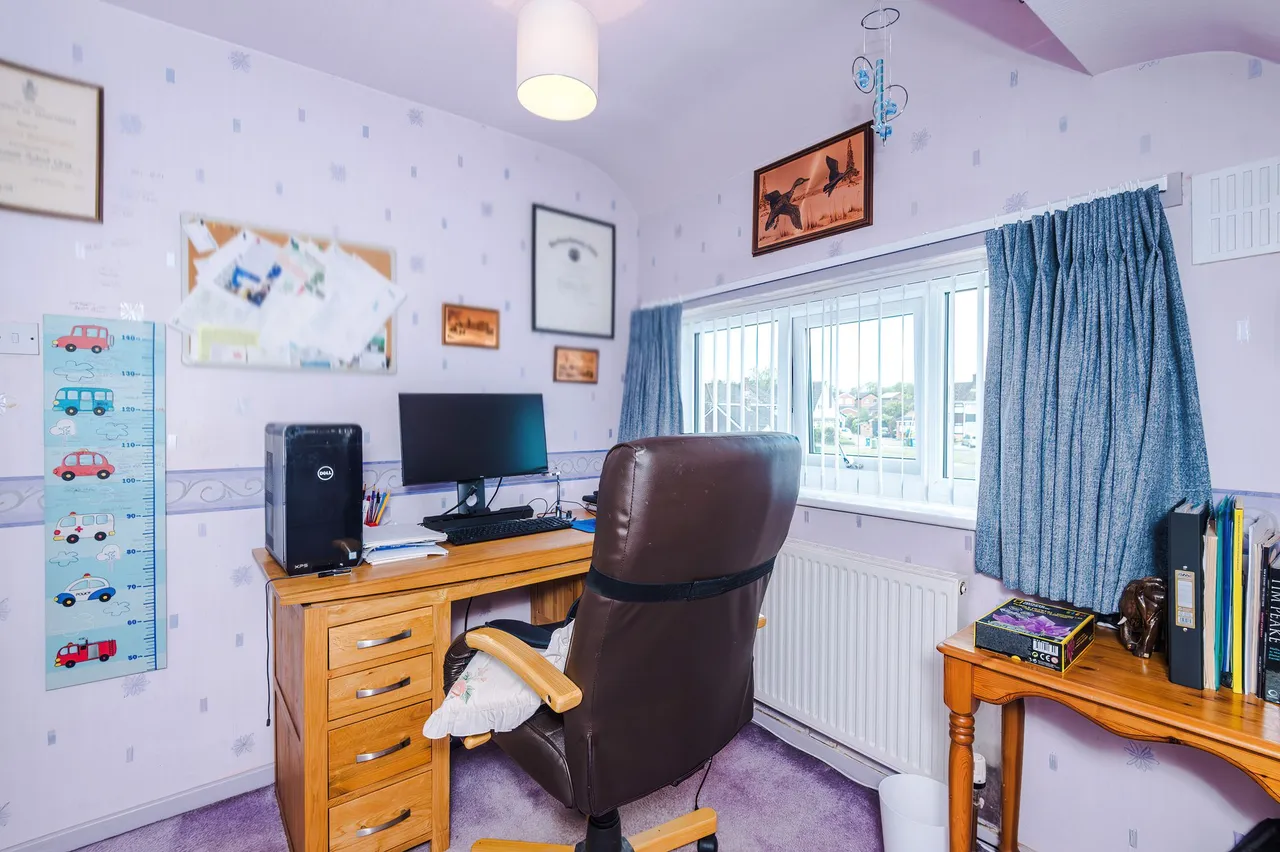 Eskdale Road, Ashton-In-Makerfield, Wigan, Wigan, WN4 8BG, photo 34