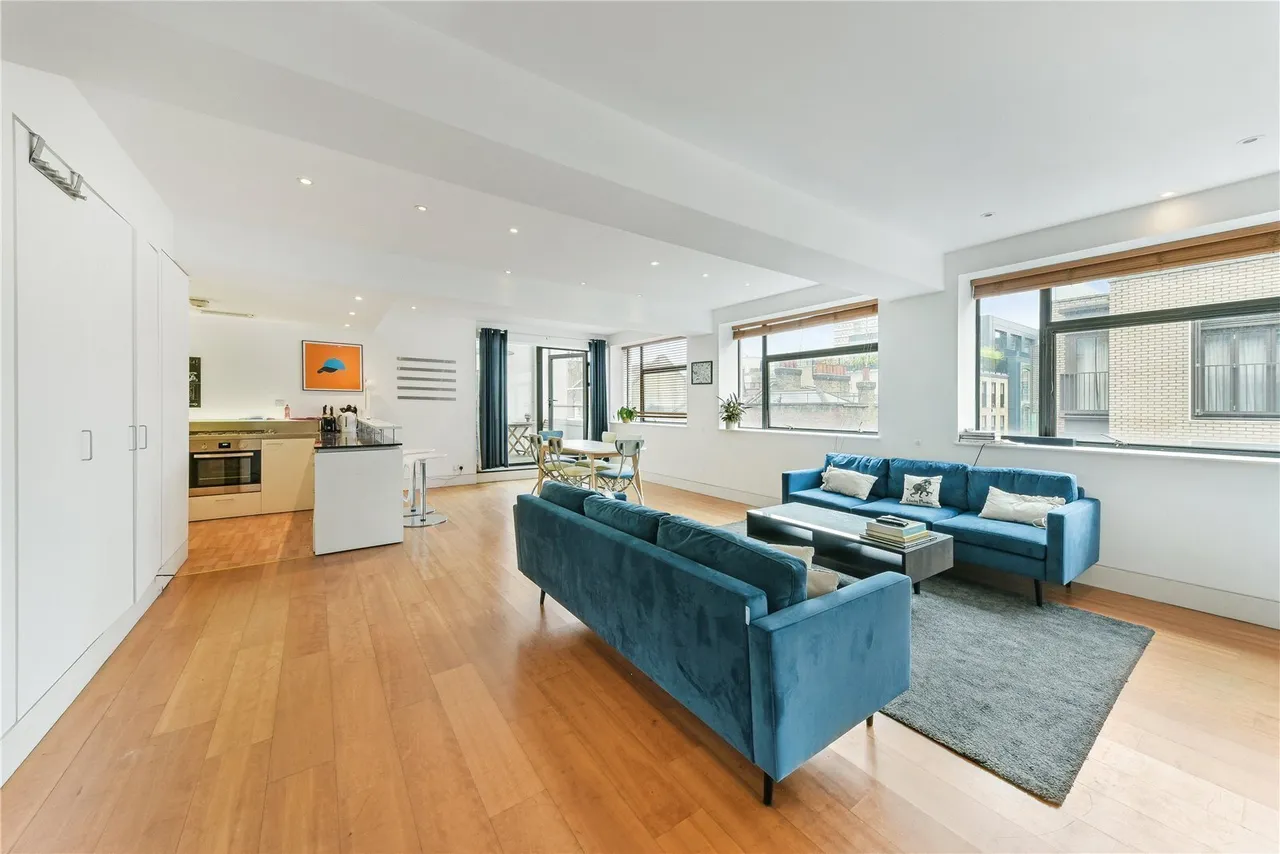 3 bed flat for sale, Soho, London, W1D