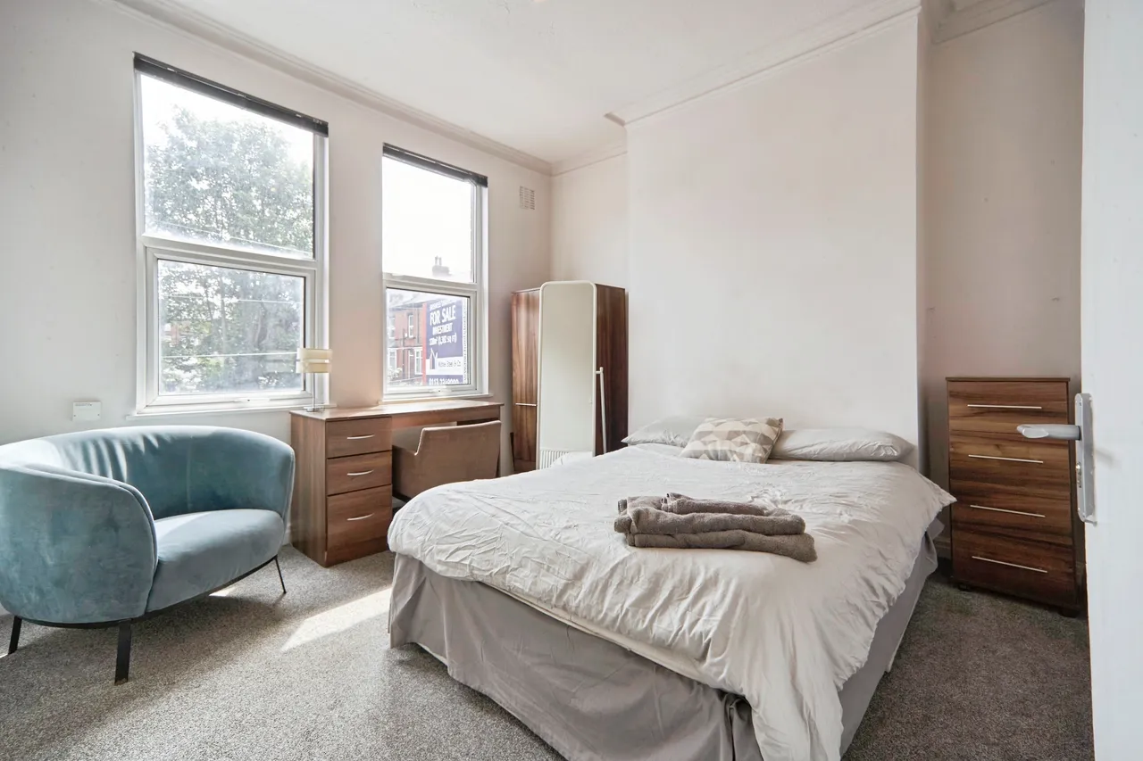 3 bed flat for sale, Brudenell Grove, Leeds, LS6