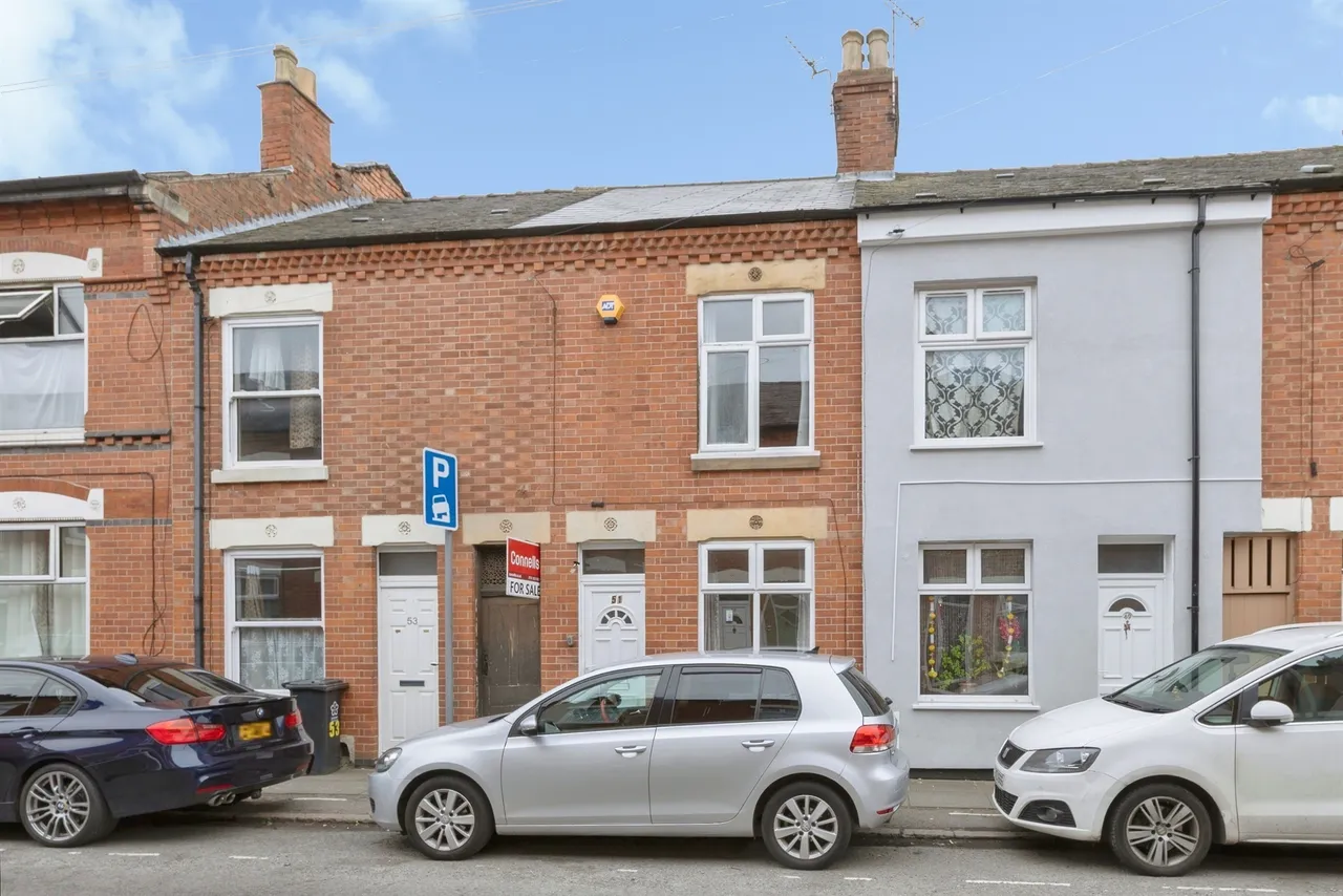2 bed house for sale — Leire Street, Leicester