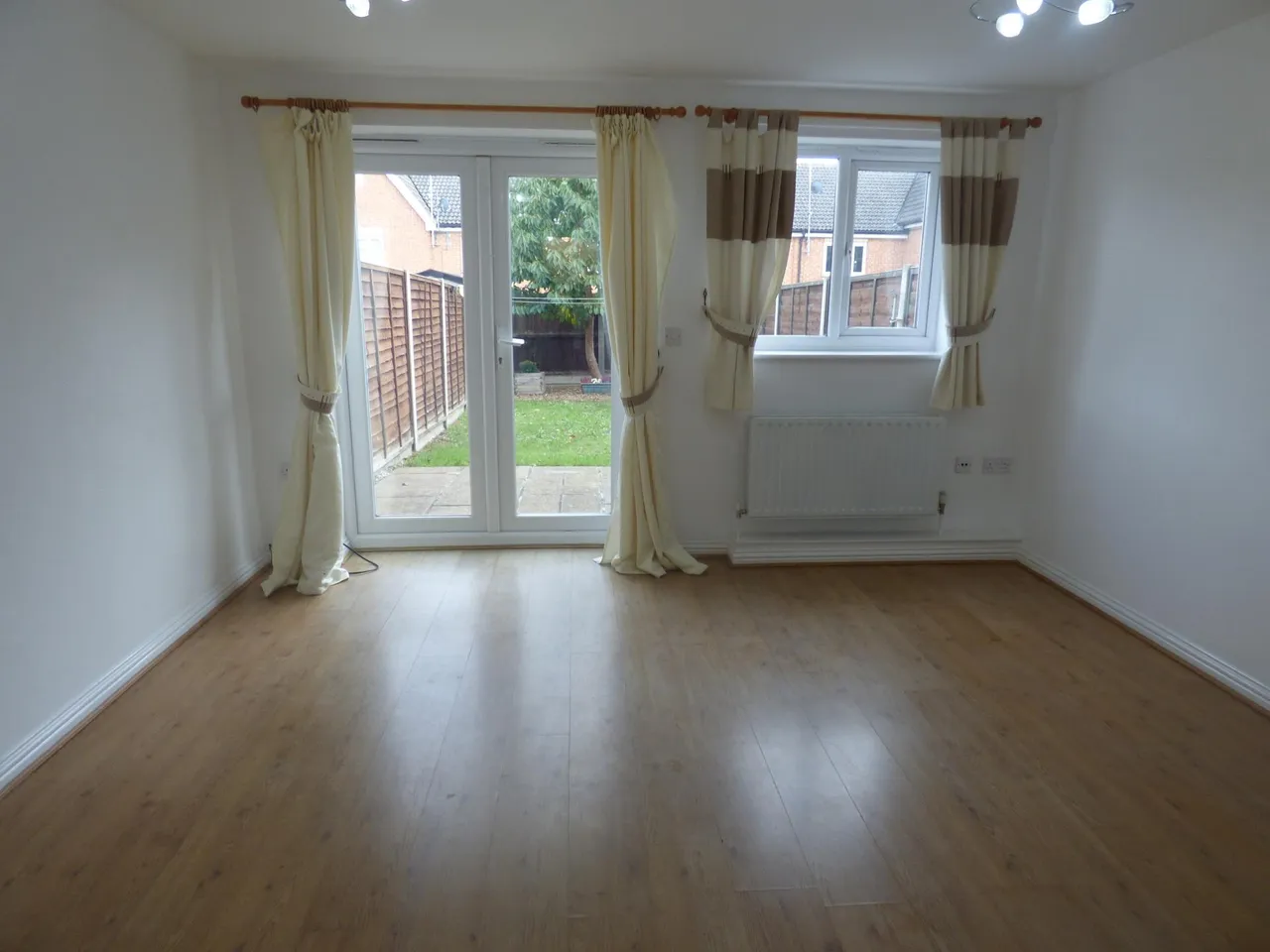Beeston Court, Laindon, SS15, photo 9