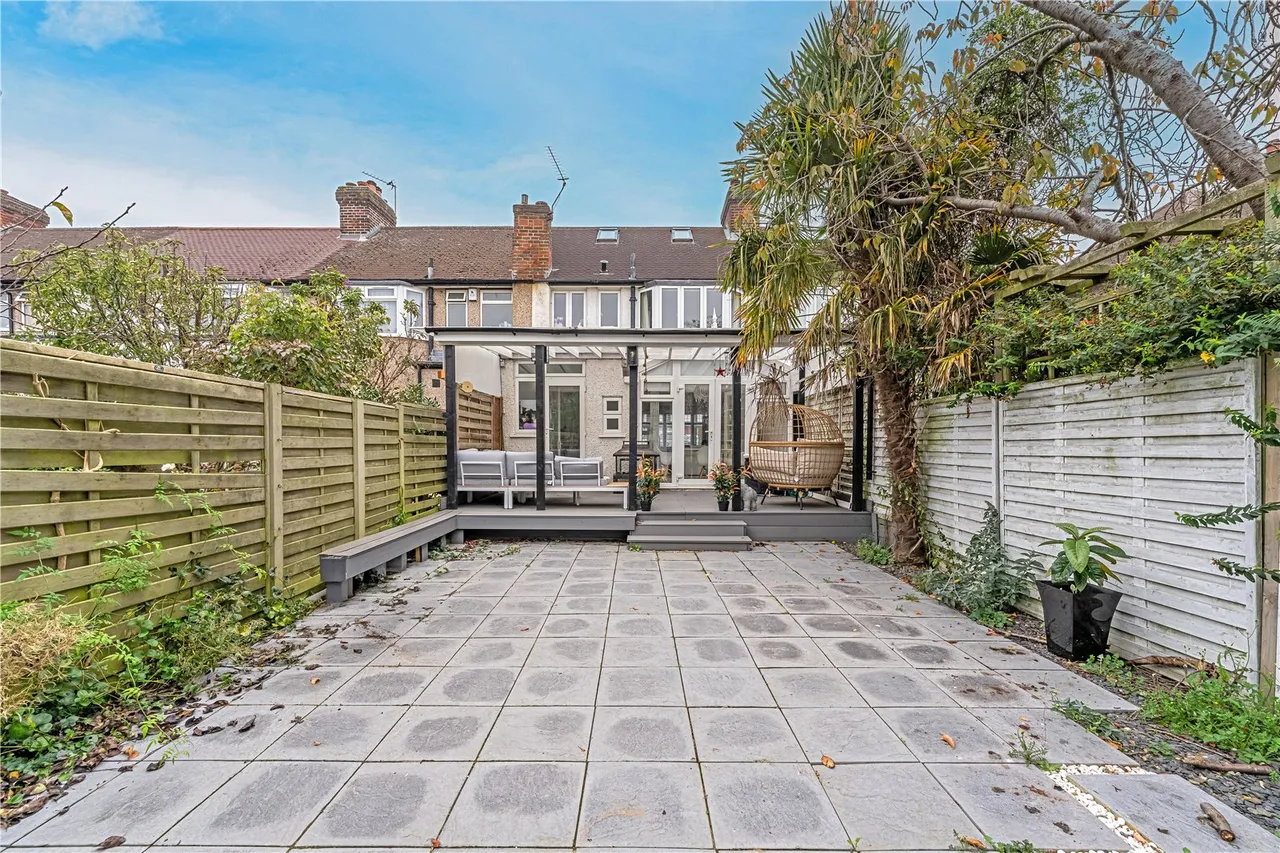 Milner Drive, Whitton, TW2 7PH, photo 12