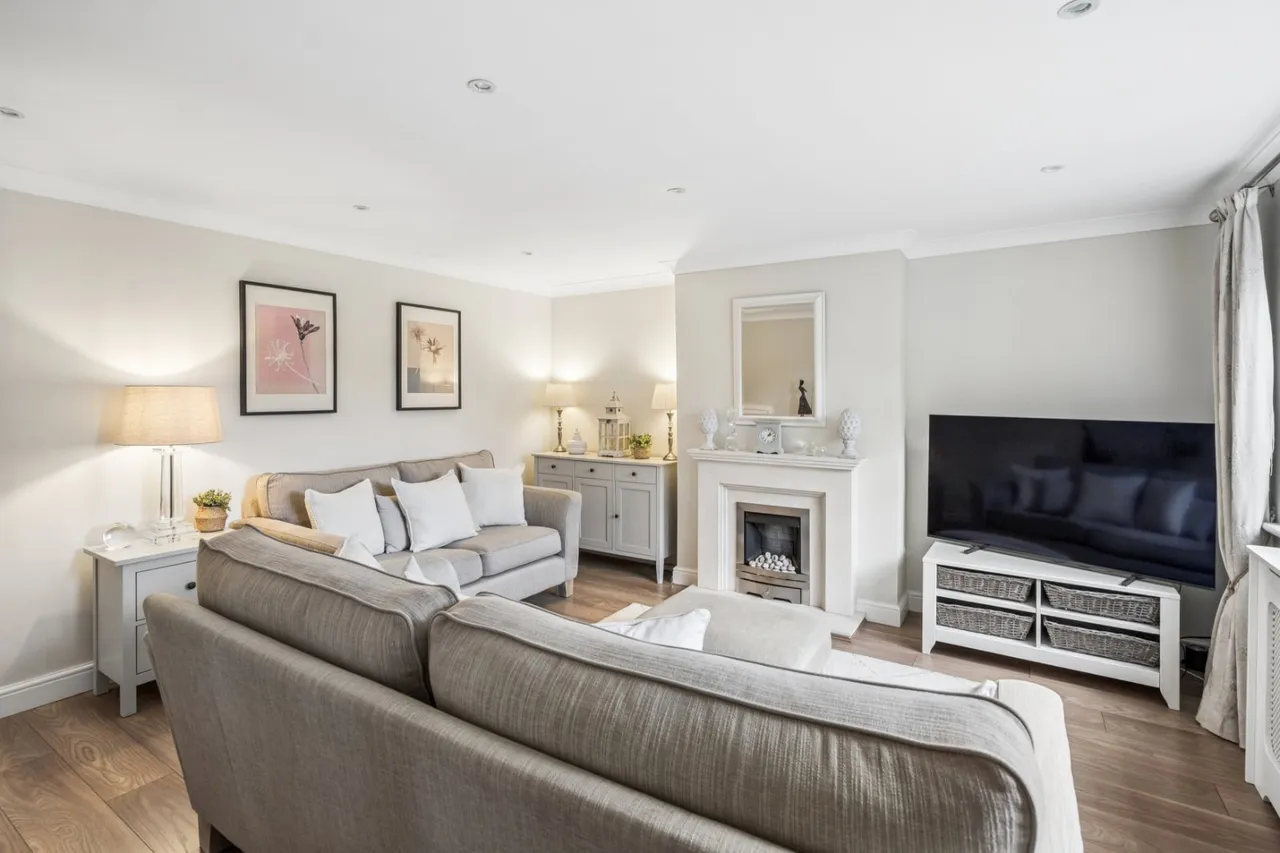 Royle Close, Chalfont St Peter, SL9, photo 2