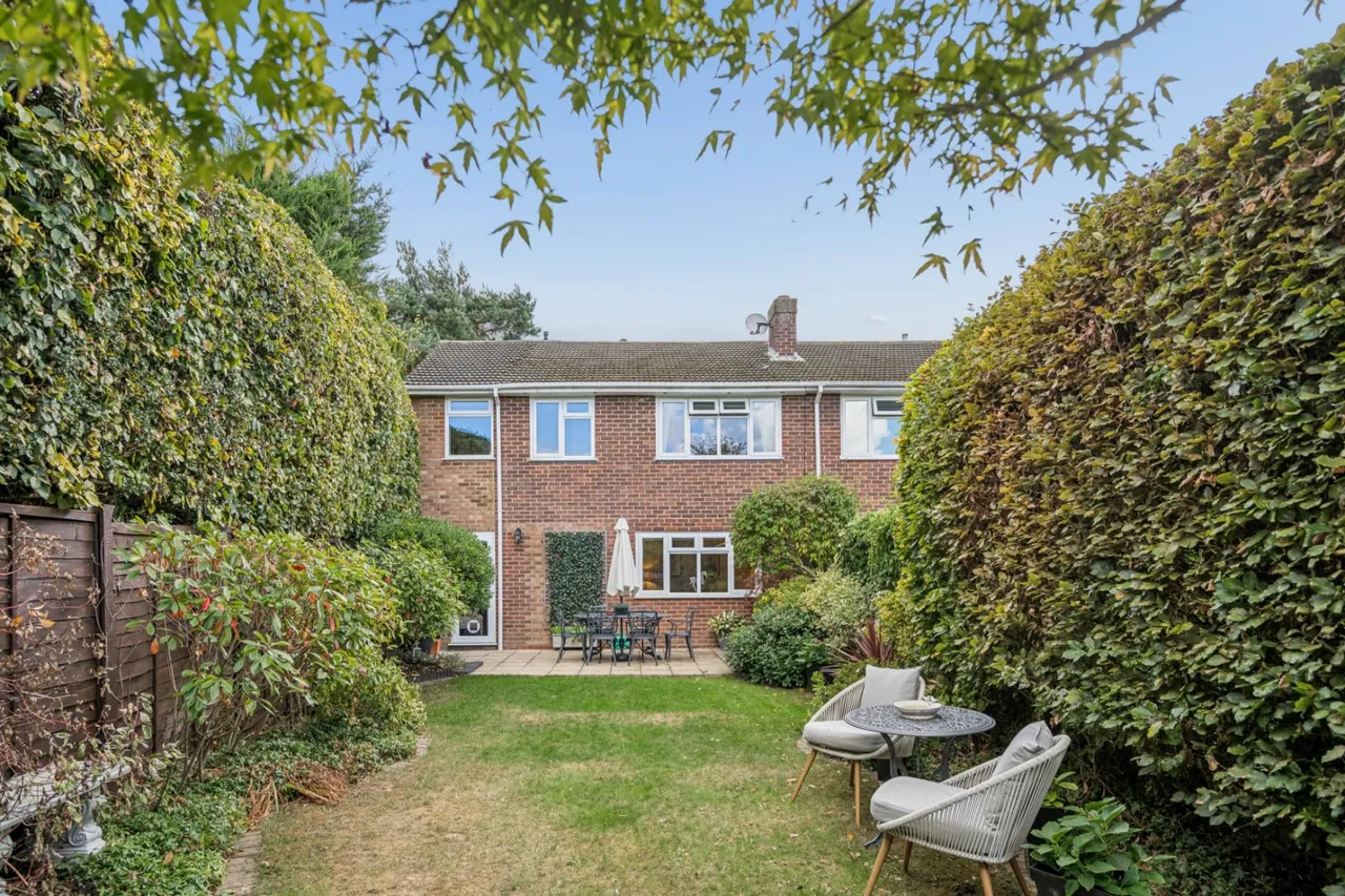 Royle Close, Chalfont St Peter, SL9, photo 17
