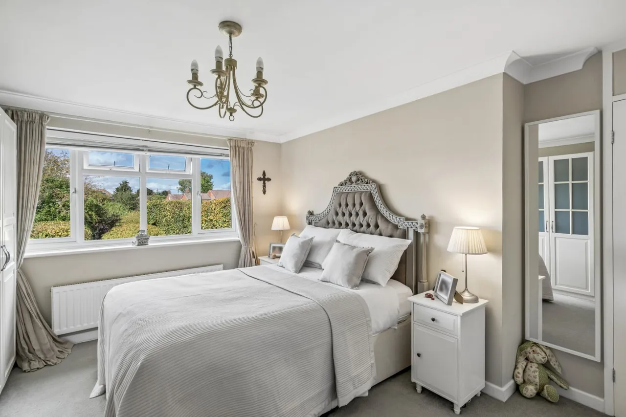 Royle Close, Chalfont St Peter, SL9, photo 14