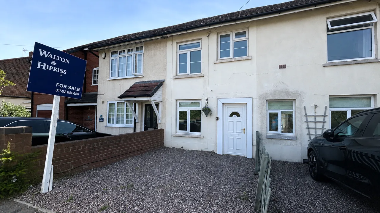 2 bed house for sale — Stourbridge Road, Hagley, Stourbridge