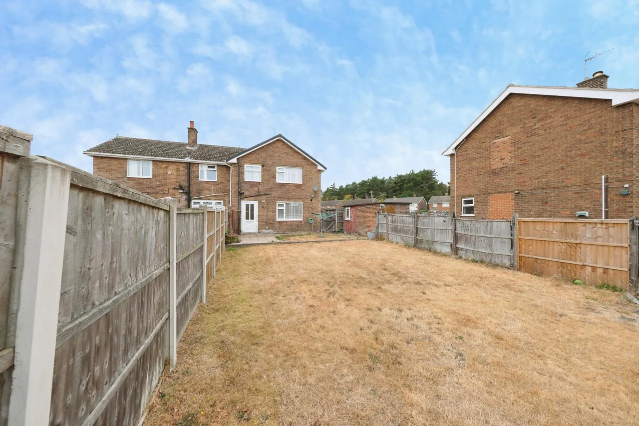 Carlton Close, Mansfield, NG19, photo 17