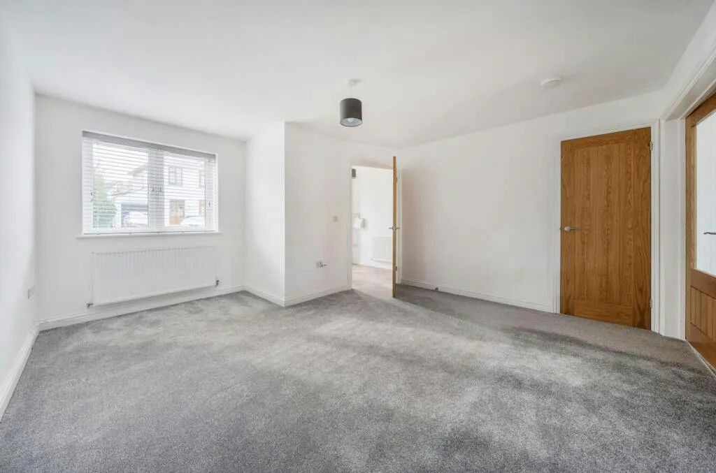 St. Andrews Road, Backwell, BS48, photo 4