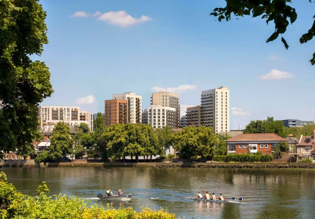 Kew Bridge Rise, Capital Interchange Way, TW8 0EX, photo 2