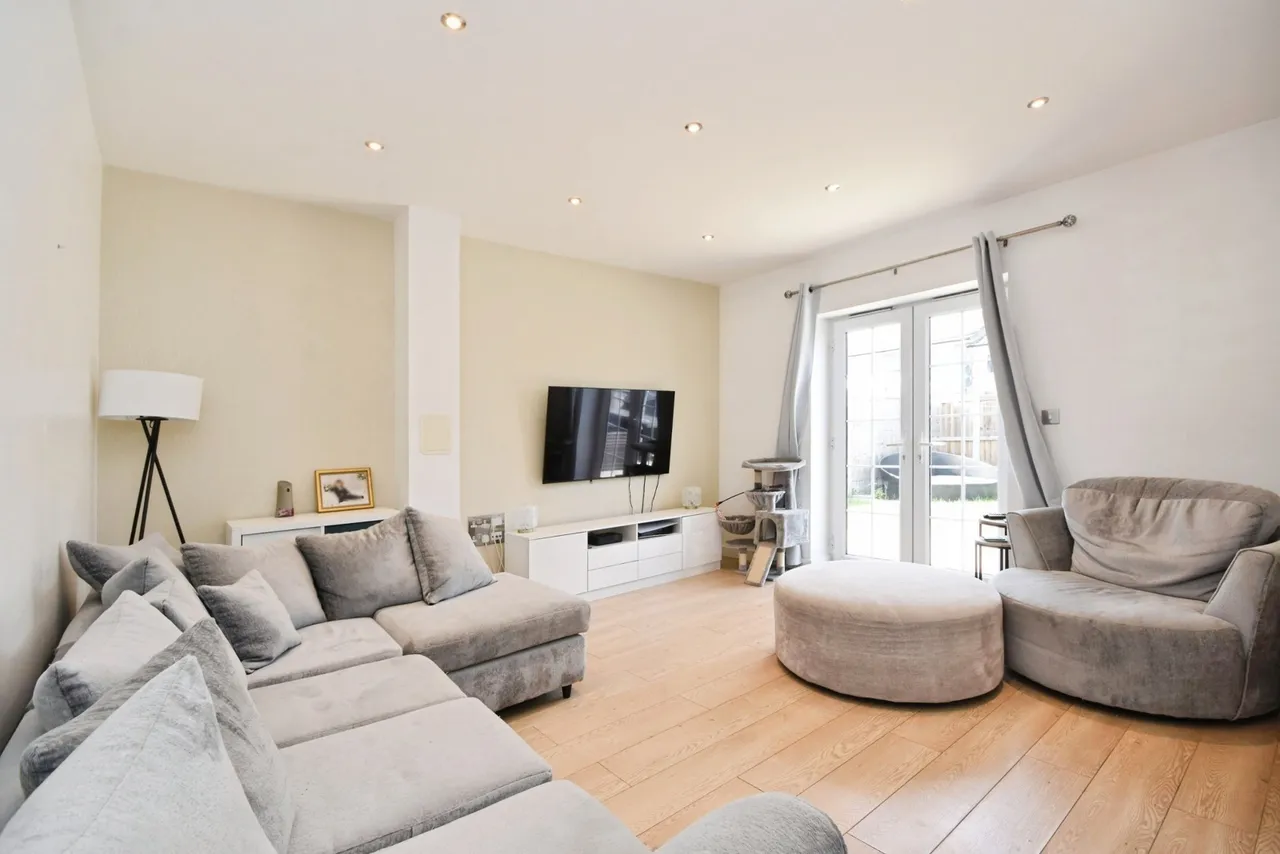 Constable Avenue, BASILDON, Essex, SS14, photo 4